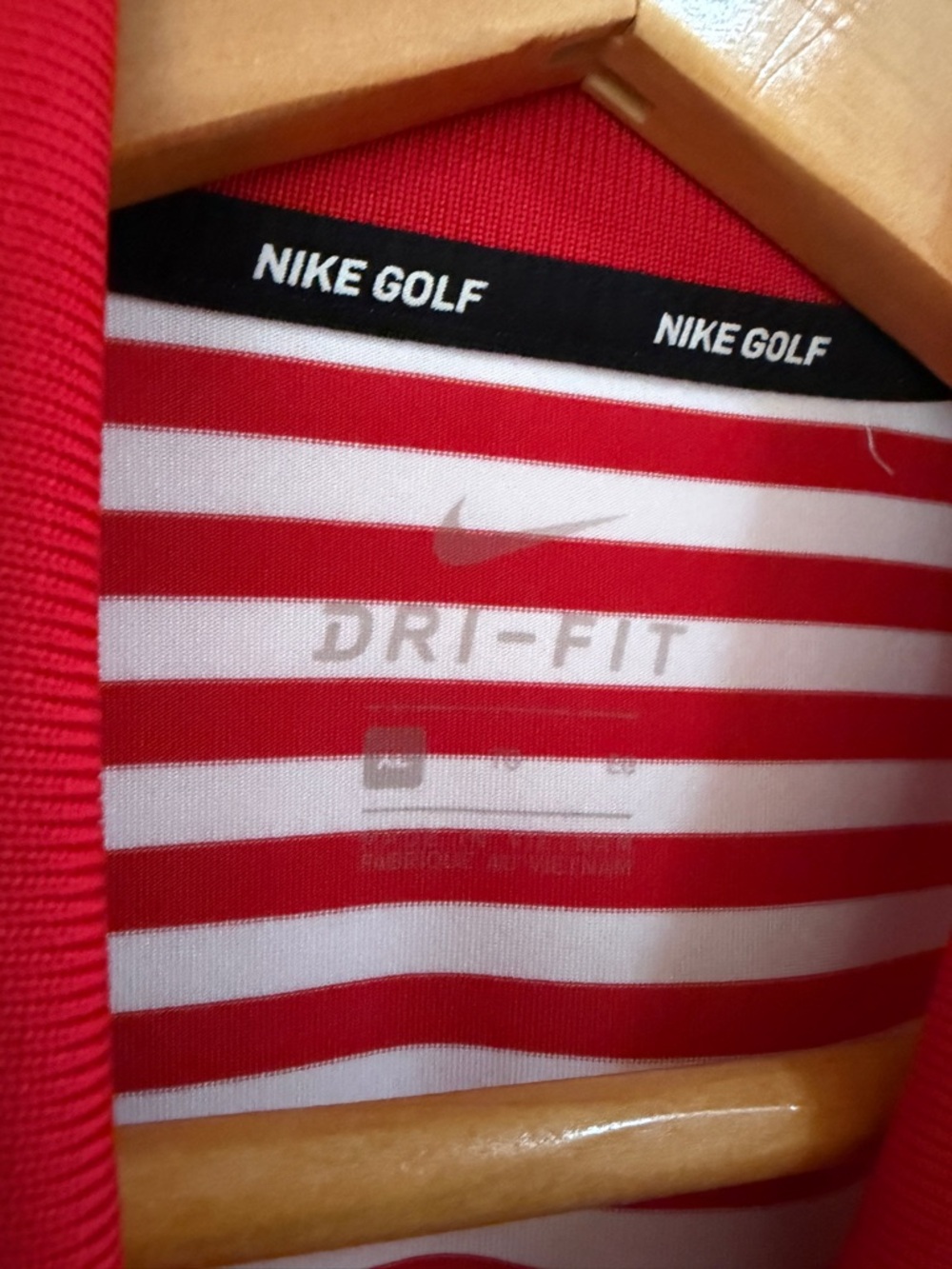 Nike Men’s Red & White Striped Golf Shirt. Size XL. - Picture 3 of 4